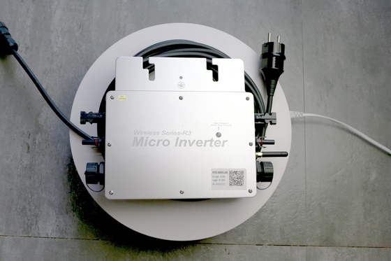 Solar System 600W Micro Inverter Ip67 Aluminum Alloy On Grid Tie Inverter